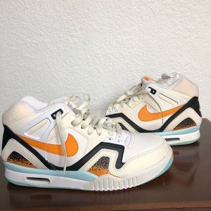 New, Nike Air Tech Challenge II Kumquat